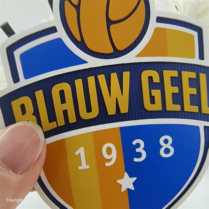 Football Club Silicone Heat Transfer Patches Made Of Woven Fabric